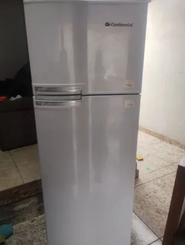 GELADEIRA CONTINENTAL 330L
