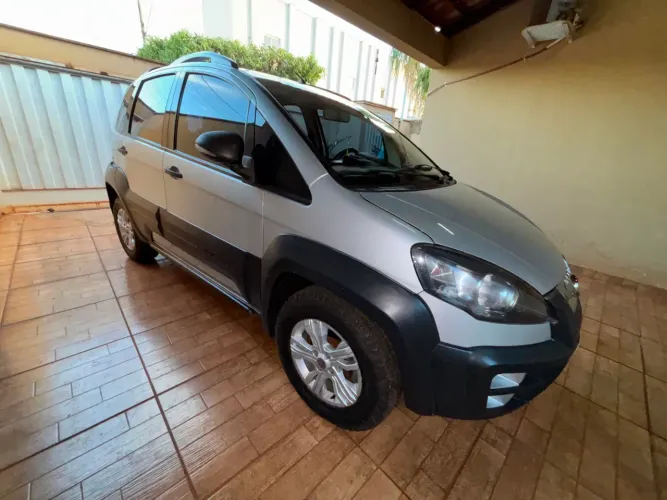 Fiat Idea Advent./ Adv.locker 1.8 MPI Flex 5P 2013