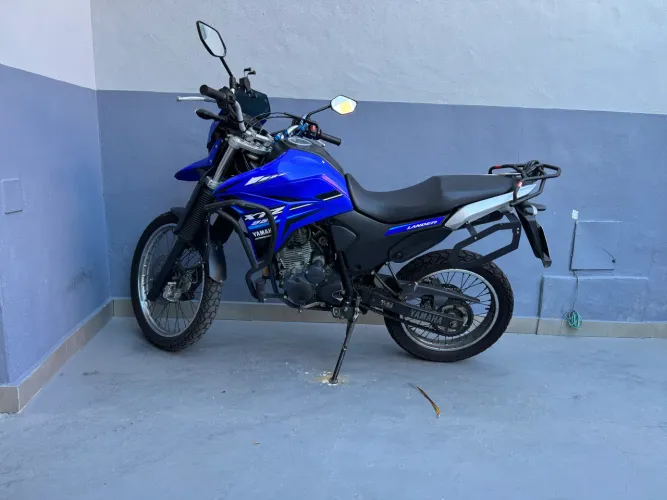 VENDO OU TROCO POR CARRO XTZ250 LADER