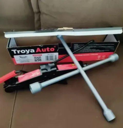 Kit macaco 1,5 toneladas com chave de roda