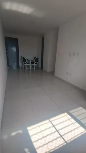 Alugo apto 2 qtos no Bessa