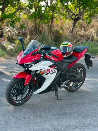 YAMAHA R3 2016 - EM EXCELENTE ESTADO DE CONSERVAÇÃO