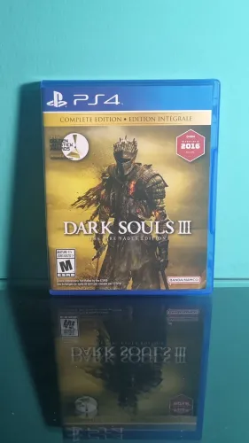 Dark Souls 3: Fire Fades Edition - Mídia Física PS4