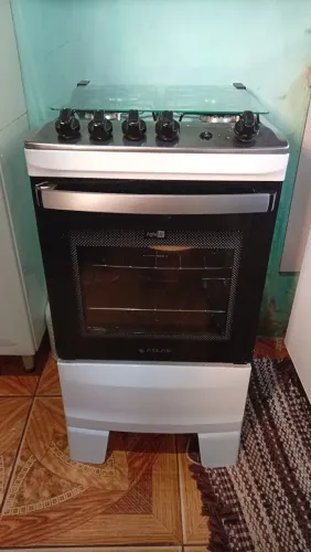 Vende-se, 1 mês de uso!