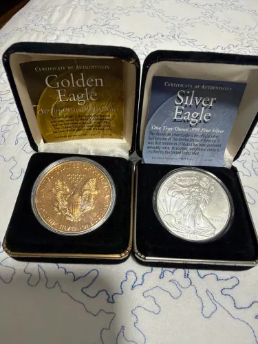 Vendo conjunto de moedas de prata americana de um dólar