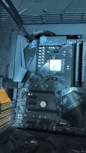 Kit Upgrade Ryzen 7 5700X + Gigabyte B550 Gaming X V2 + 32GB DDR4 3200MHz