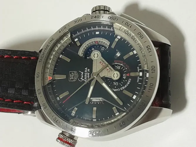 Relógio Quartz Carrera novo
