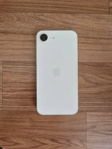 iPhone 16e 128GB Branco - 93% Bateria - Impecável`