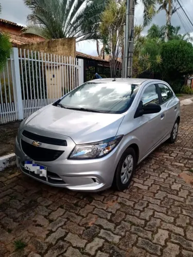 Chevrolet Onix JOY Hatch 1.0 8V Flex Mec. 4P 2019