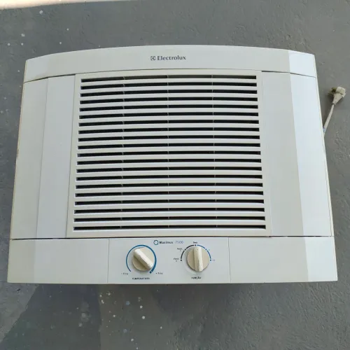 Ar Eletrolux 7500BTUs 