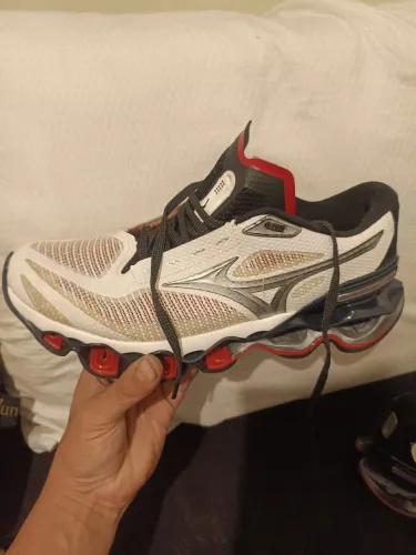 Tênis Mizuno prophecy 15