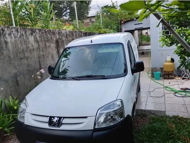 Peugeot Partner Furgão 1.6 16v/ 1.6 16V Flex 3P 2020