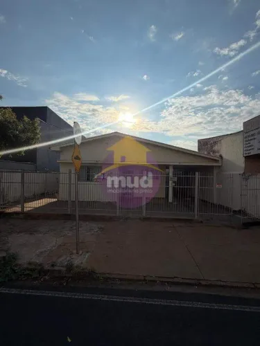 Casa para aluguel no bairro Higienópolis, em São José do Rio Preto - SP
