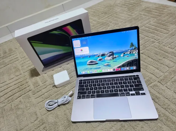 MacBook Pro M1 13" 512gb/8gb RAM Cinza Nota Fiscal Caixa e Carregador Original Muito Novo