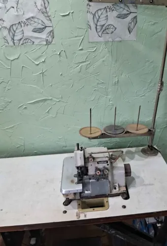 Overlock brother 3 linhas