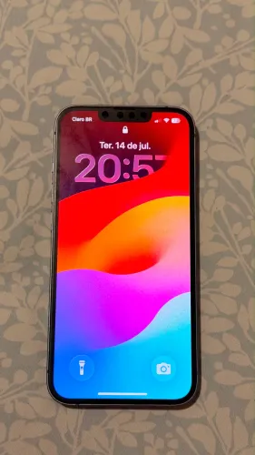 iPhone 14 com 128 GB