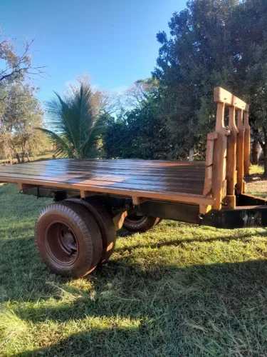 Carreta de trator