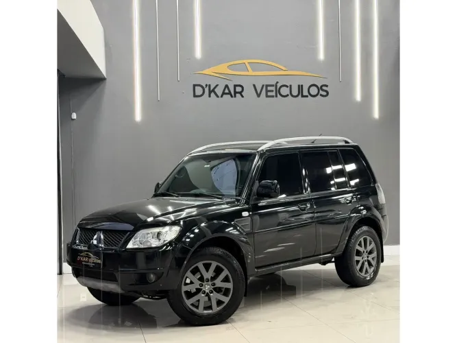 Mitsubishi Pajero TR4 2.0 Flex 16V 4X2 Aut. 2013