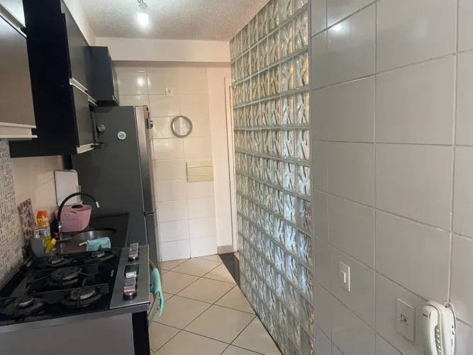 Vendo apartamento-Cond.Dez Rocha Miranda