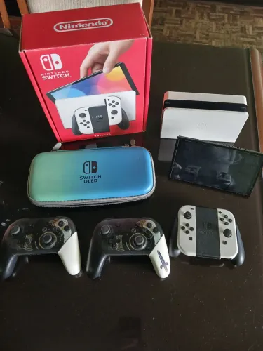 Nintendo switch oled desbloqueado + controles paralelos
