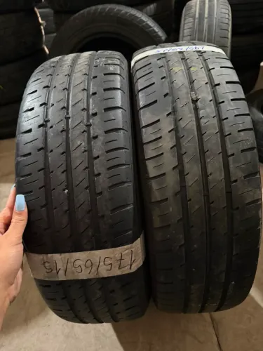 Pneus 175/65/17 marca Goodyear