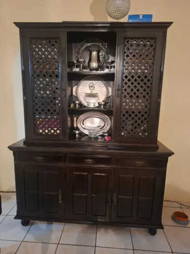 Estante de sala