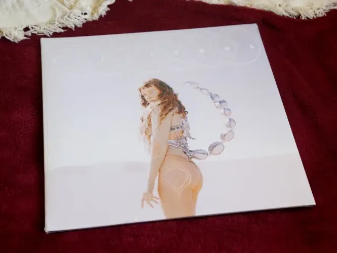 LP Tove Lo - Dirt Femme vinil Baby Pink Urban Outfitters LACRADO mega raro