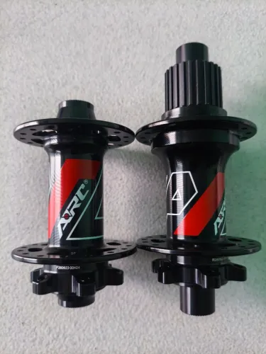 Par de cubos boost Arc MT009 12 velocidades micro spline