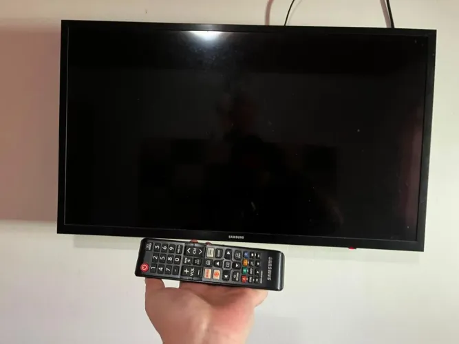 Vendo TV Samsung 32 Polegadas