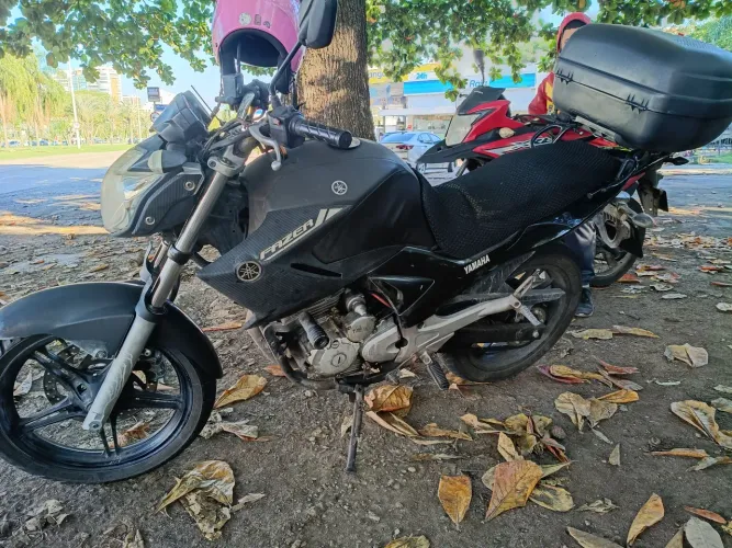 Moto fazer 250