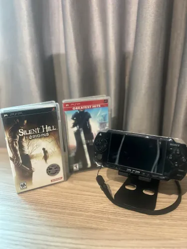 PSP - desbloqueado + 2 jogos originais