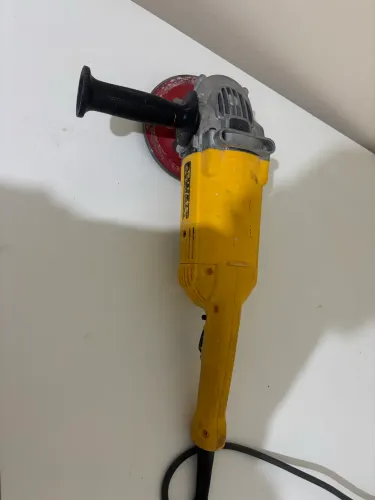 Lixadeira DEWALT leia o anúncio