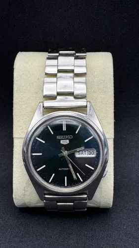 Relógio Seiko 5 Automático Vintage Azul | Calendário Duplo | Pulseira Seiko
