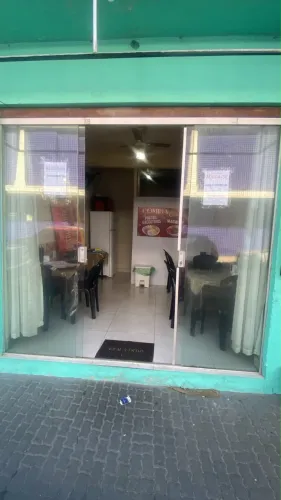 Aluga-se loja comercial em Arraial do Cabo
