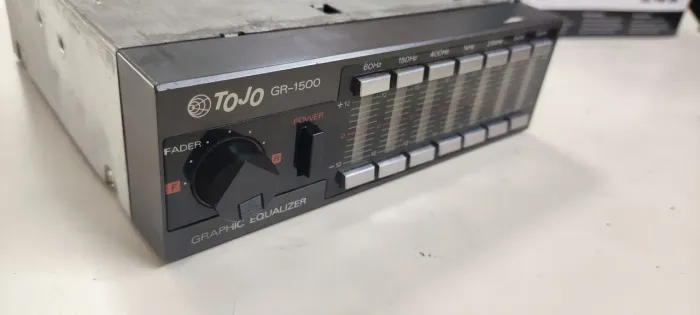 Rádio Tojo com eco