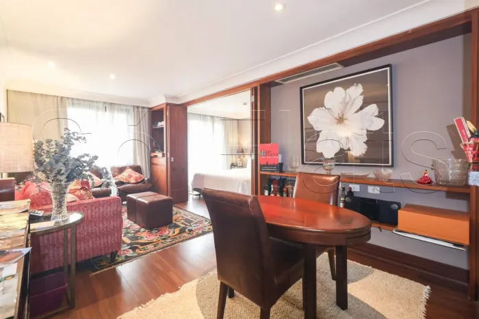 Flat de alto padrão em Pinheiros totalmente mobiliado e com serviços, disponível para loca