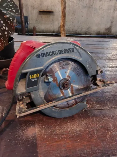 Serra Circular Black E Decker Cs1020-br 1400w 127v 185mm