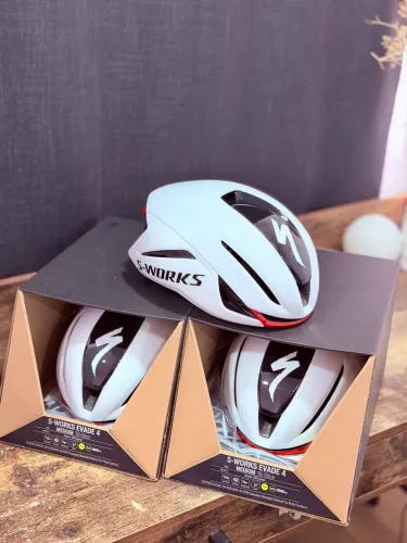 Capacete specialized evade 4 TEAM s works