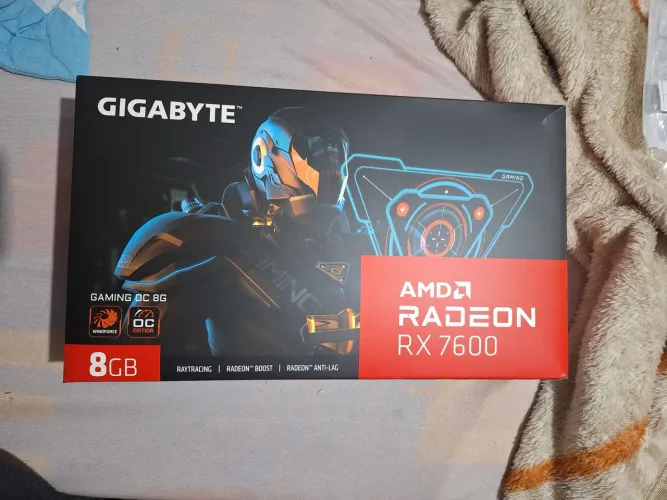 Placa de video RX 7600