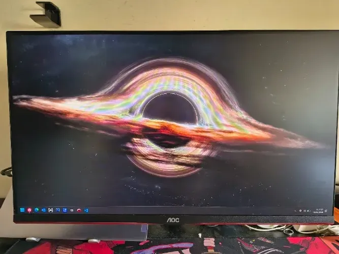 Monitor AOC 144HZ+MAIS BRAÇO ARTICULADO (SEM DEAD-PIXEL)