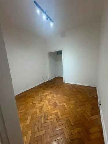 Apartamento para aluguel possui 38 metros quadrados com 1 quarto