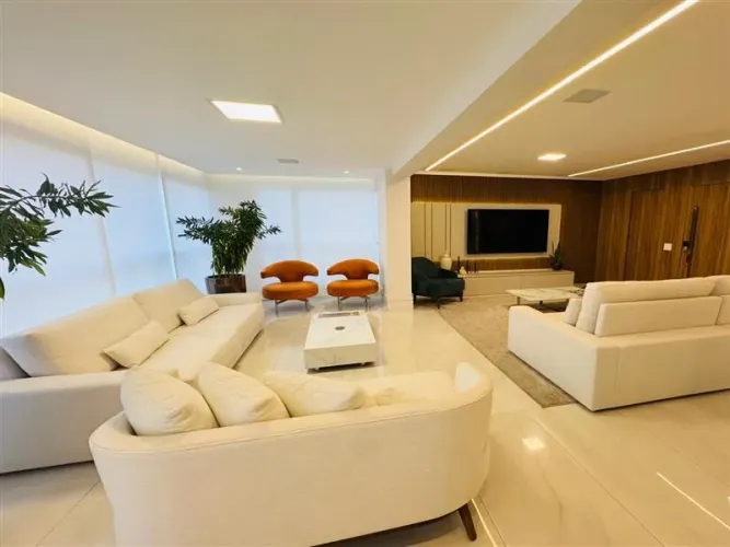 Apartamento Cinematográfico no Ipiranga.