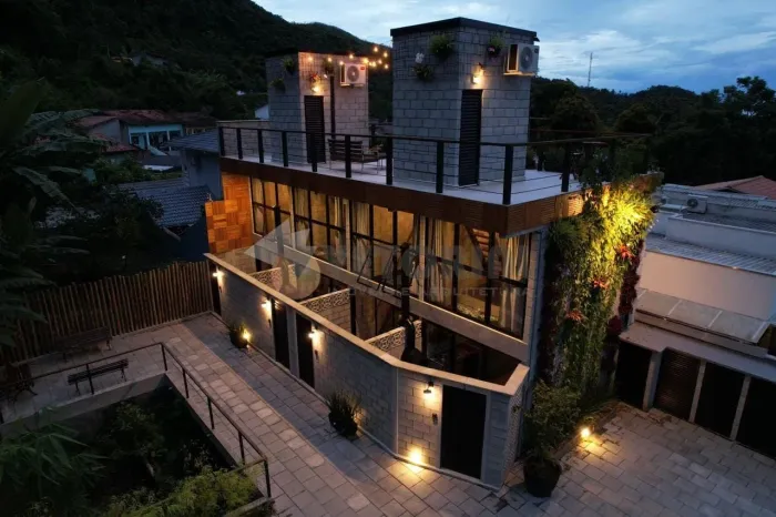 Prédio à venda, 150 m² por R$ 1.600.000 - Cigarras - São Sebastião/SP