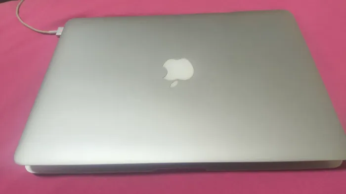 Mac book 