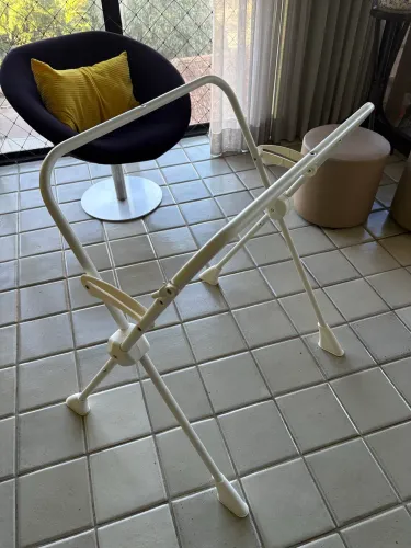 SUPORTE PARA BANHEIRA BEBÊ - BURIGOTTO