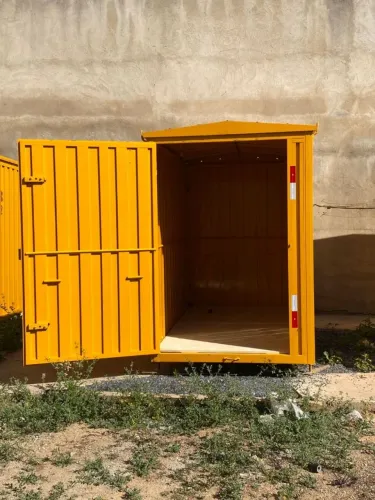 ? CONTÊINER METÁLICO À VENDA - R$ 5.000