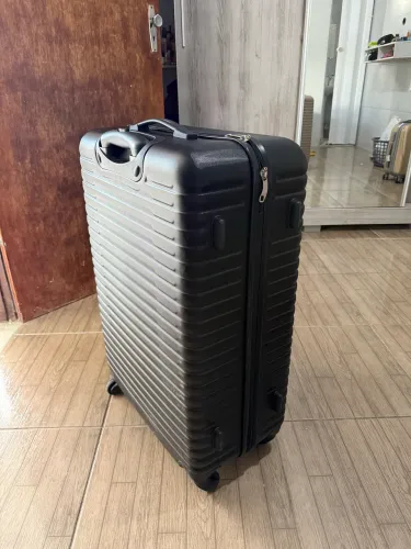 Mala de viagem média 23kg rígida