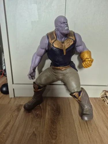 Thanos 50 cm
