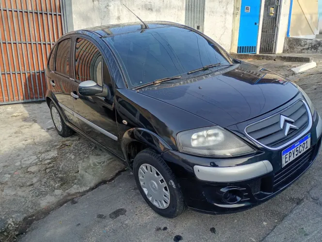 Citroen C3 GLX 1.4/ GLX Sonora 1.4 Flex 8V 5P 2011