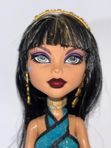 Cléo básica - Monster High